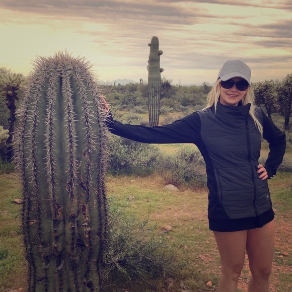 Meet your Posher, Samantha - Picture 1 of 1